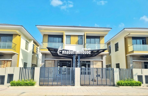 CHỈ 6.8 TỶ CÓ NGAY CĂN BIỆT THỰ 250M2 VIEW SUỐI TRONG KCN VSIP 2, LH:0937995558.