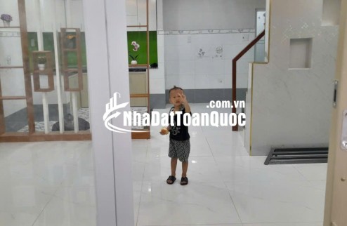 BÁN NHÀ PHƯỜNG BÌNH TIÊN, HỒ CHÍ MINH 40MV SHR CHỈ 4 TỶ. LH:0933627201