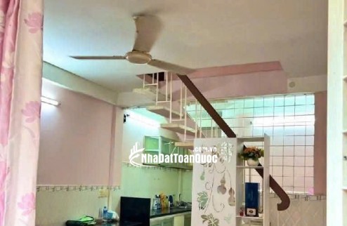 Tân Bình-  hoàn công  3.5*7.5m - 3 tầng Btct - hẻm thẳng 1 trục