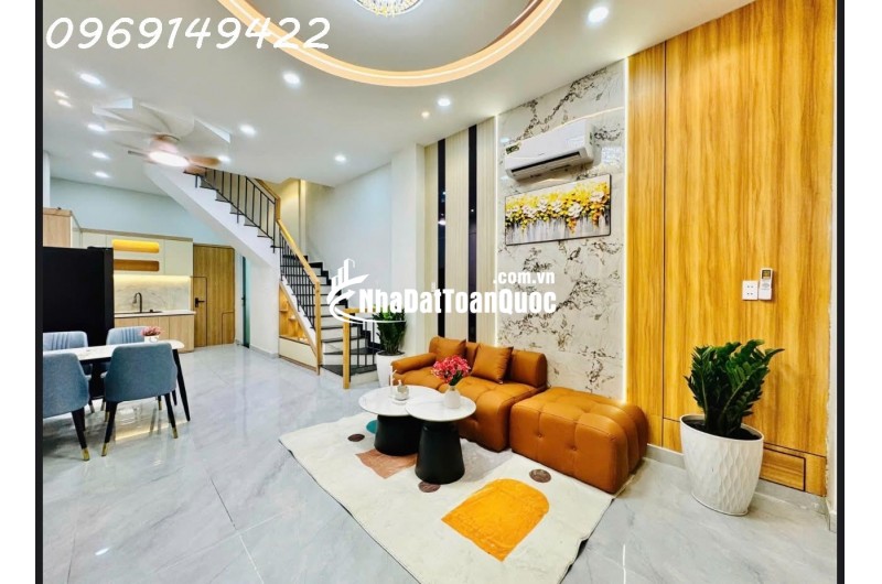 Hẻm Xe Hơi 5M Bùi Đình Tuý ,P Bình Thạnh ( Hẻm Cụt Cực Kỳ Yên Tĩnh Cách Mặt Tiền Đường 50mét )