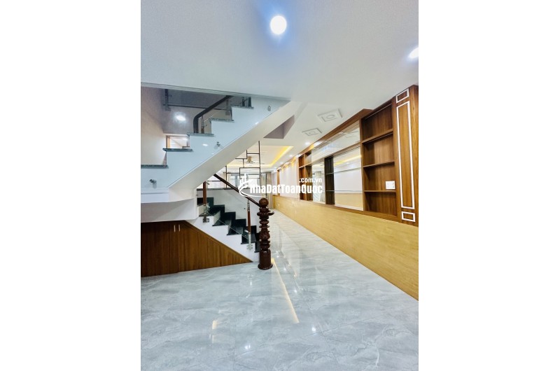 BÁN NHÀ TẠI PHƯỜNG TÂY THẠNH – 60M2 – 5.8 TỶ. LH:0962728264
