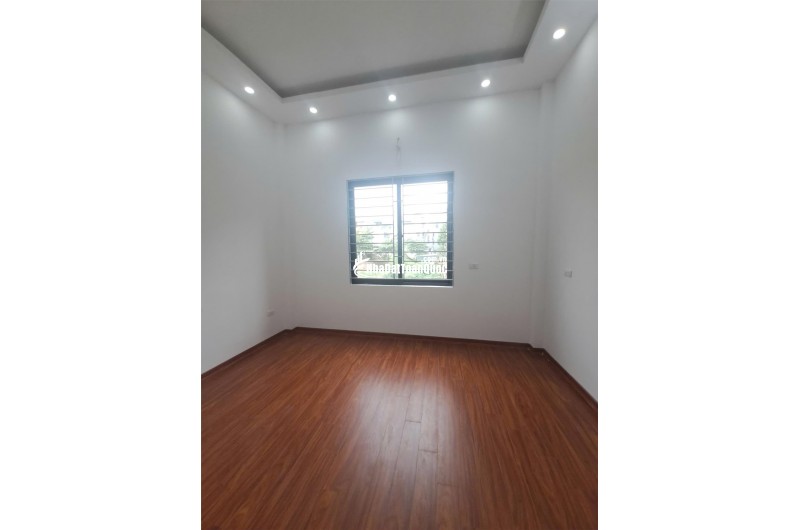 Bán nhà Ngọc Hồi - Hoàng Liệt, 57m² x 4,5 tầng, giá 7,4 tỷ.