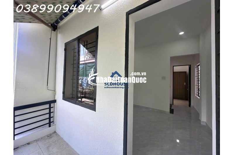 BÁN NHÀ LÔ GÓC 2 MẶT TIỀN HẺM CẮT KIẾNG ĐƯỜNG 2/4 NHA TRANG – DIỆN TÍCH 28M² KẾT CẤU 2 TẦNG ĐỦ NỘI THẤT GIÁ CHỈ 2.3 TỶ