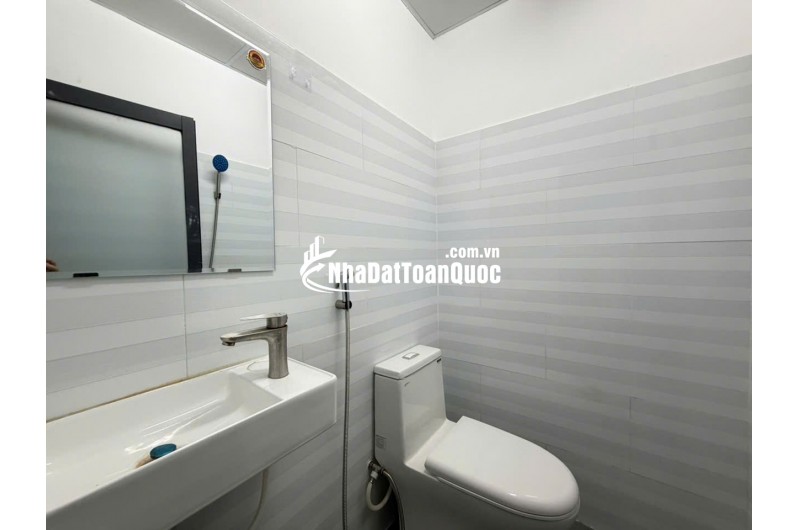 CHO THUÊ PHÒNG TRỌ 180 PHAN HUY ÍCH, P12, GÒ VẤP. 3.3TR/15M2/THÁNG. LH:0359203979