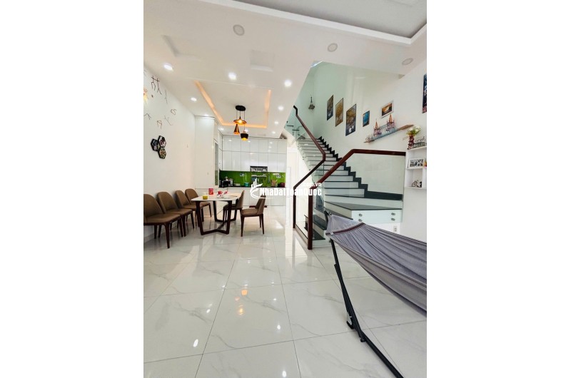 HÀNG HOT QUẬN 8 - 30 M RA ĐƯỜNG HƯNG PHÚ - 50 M2 - GIÁ CHỈ 4.6 TỶ