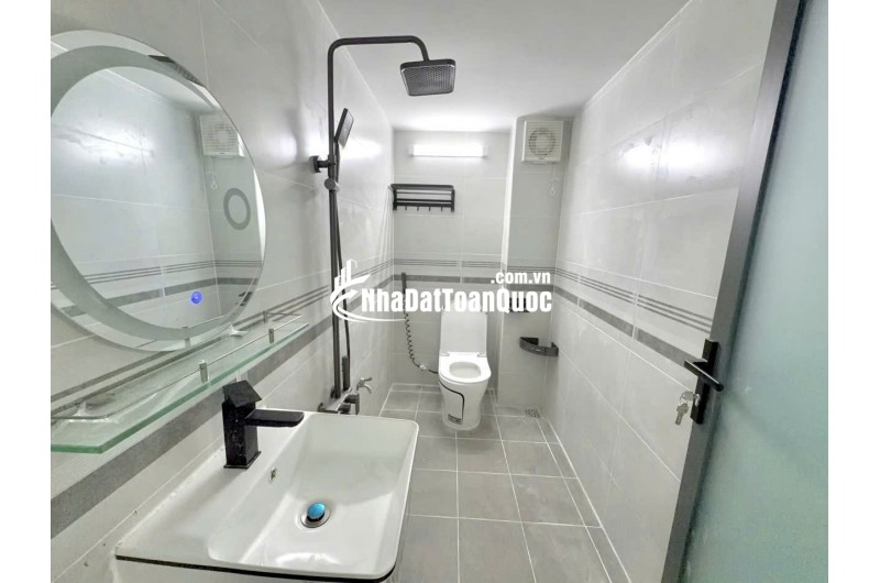 Mặt tiền Nguyễn Oanh – vị trí cực đẹp, gần CityLand, ngay ngã tư Phan Văn Trị, khu vực buôn bán sầm uất ngày đêm