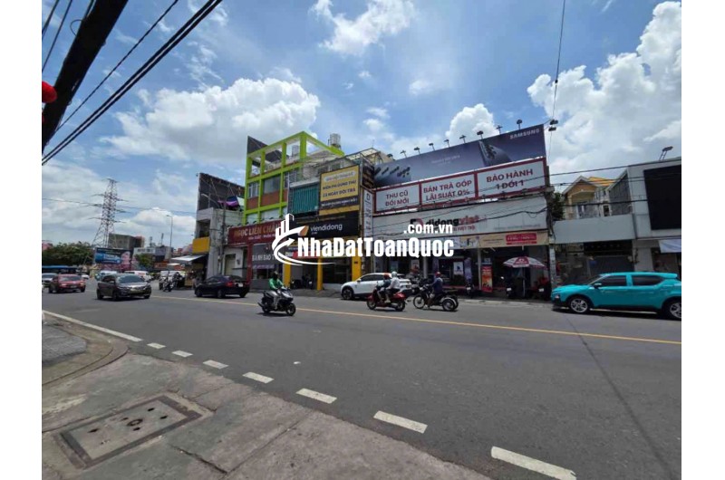BÁN NHÀ CẤP 4 HẺM XE TẢI HẬU GIANG, PHƯỜNG 11, QUẬN 6, 130M², MẶT TIỀN 10M, GIÁ 10.5 TỶ