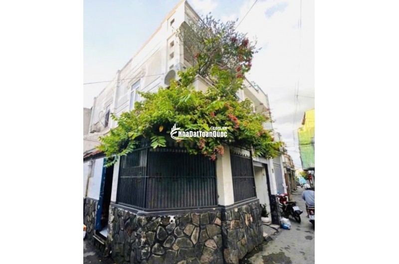 Nhà 2 mặt thoáng 2 tầng - hoàn công đủ - ngang 5.8. lh:0966856870