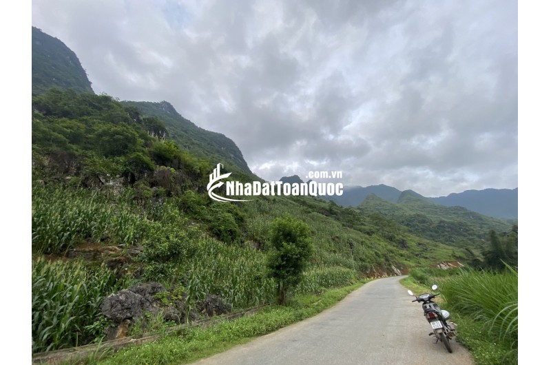 ĐẤT ĐẸP LÀM NHÀ HÀNG, KHÁCH SẠN, KHU DU LỊCH TẠI HÀ GIANG – 3800M2 - 2.8 TỶ. LH:0985836678.