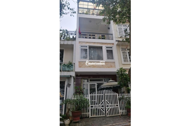 SIÊU PHẨM TRUNG TÂM ĐÀ LẠT, SỔ HỒNG HOÀN CÔNG, TIỆN Ở, KINH DOANH 15,3 TỶ. LH:0938297768.