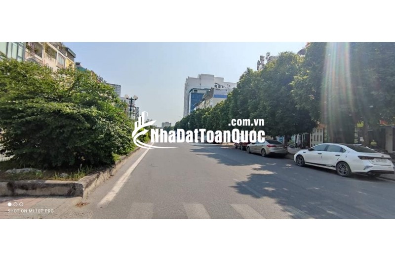 95 Tỷ - Bán  Nhà mặt phố Nguyễn Văn Cừ, Long Biên,195m2, MT 8.2m, vỉa hè rộng, kinh doanh.