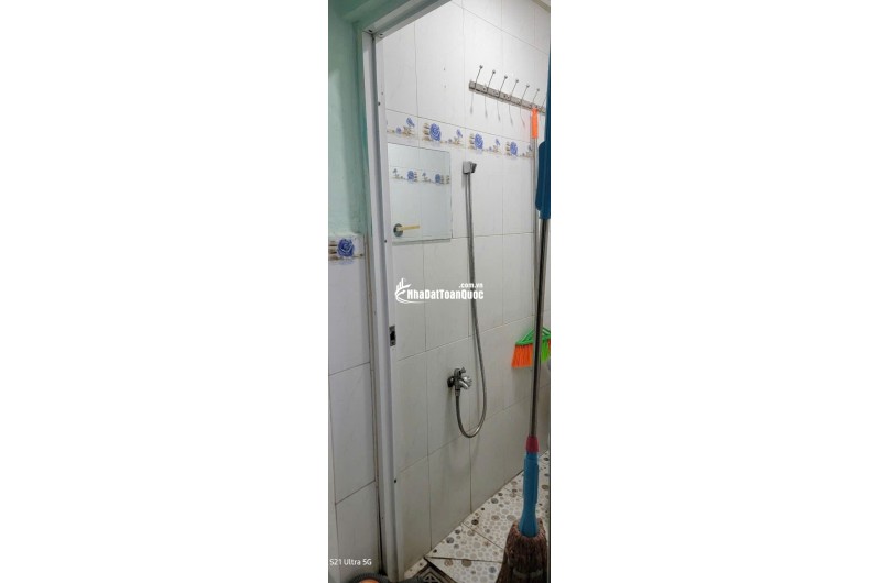 Bán nhà cấp 4 nhỏ xinh nở hậu L ngay trung tâm Đầm Sen Q11