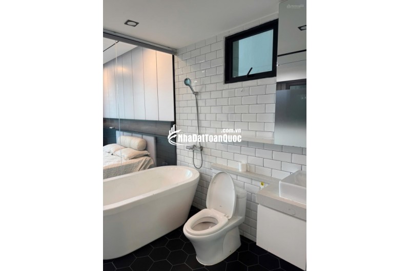 Chính chủ cần bán gấp Duplex hiếm tại Feliz En Vista - 103m2, full nội thất cao cấp