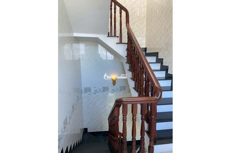 Bán nhà MT đường 17 khu bên sông phường Hiệp Bình Chánh , Thủ Đức