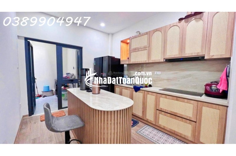 Nhà xinh hẻm Đoàn Trần Nghiệp _ mua vào ở ngay cách biển Hòn Chồng: 400m hẻm xe ba gác Giá : 4,5 tỷ