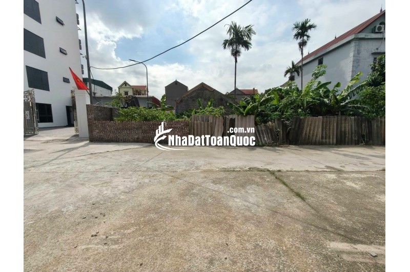 Chồng ốm, con thơ. Cần bán gấp, 80m2, mt5m, 8.x Tỷ, Nguyên Khê, Đông Anh. 3 ô tô tránh.