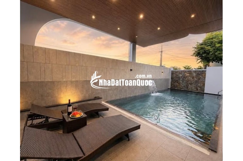 VILLA HỒ BƠI NGUYỄN ĐÌNH HOÀN, SƠN TRÀ, ĐÀ NẴNG