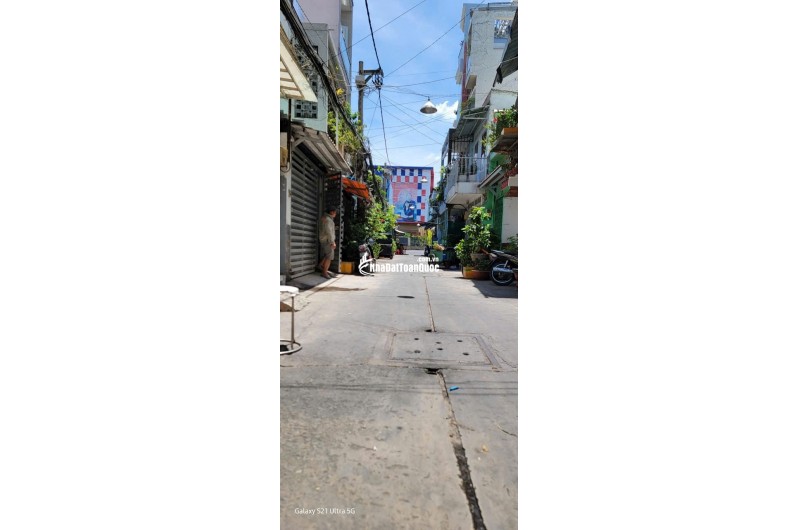 Bán nhà cấp 4 nhỏ xinh nở hậu L ngay trung tâm Đầm Sen Q11