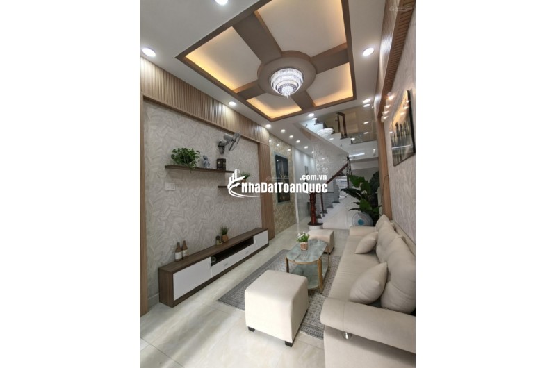Siêu phẩm 5 tầng MTKD Mễ Cốc - ngay cầu kênh ngang số 2 - 6PN - Nhỉnh 8 tỷ