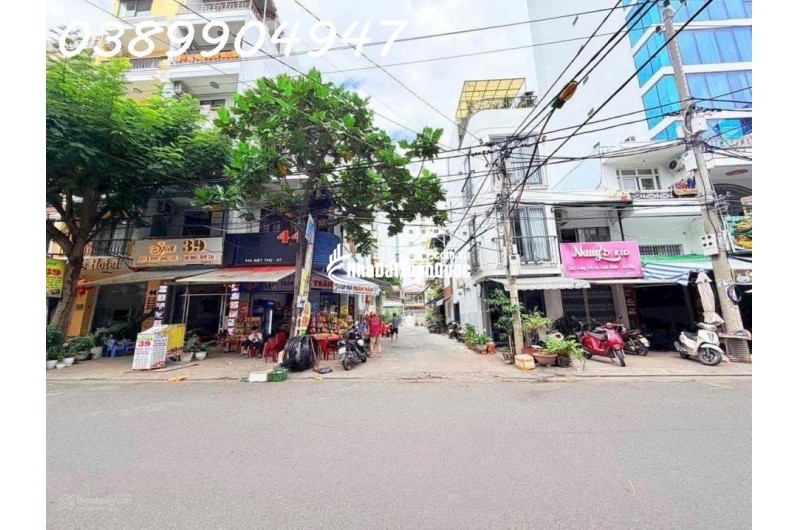 Nhà 2,5 tầng Đường Biệt Thự _ hẻm ô tô thông ] * Cách biển Trần Phú : 300m * Giá : 4,3 tỷ