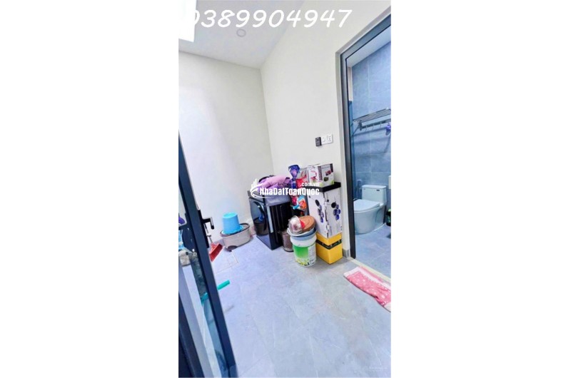 Nhà xinh hẻm Đoàn Trần Nghiệp _ mua vào ở ngay cách biển Hòn Chồng: 400m hẻm xe ba gác Giá : 4,5 tỷ