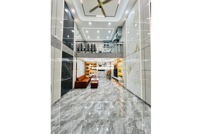 9.5 TỶ – NHÀ MỚI TINH 6 TẦNG HẼM XE HƠI PHONG CÁCH HIỆN ĐẠI – CÓ THANG MÁY FULL NỘI THẤT – GẦN CÔNG VIÊN LÀNG HOA
