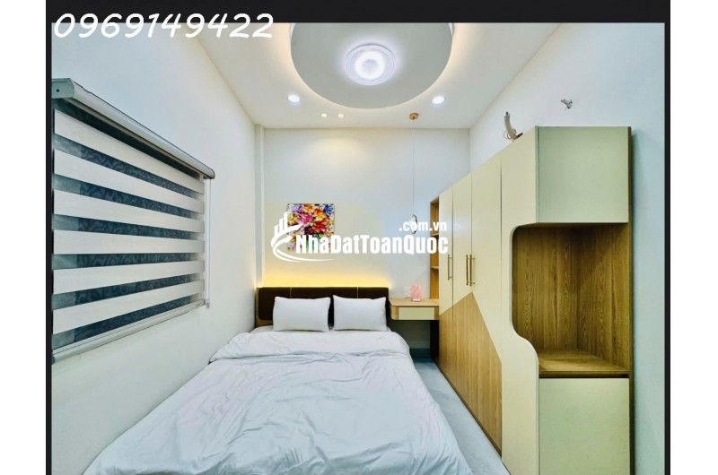 Hẻm Xe Hơi 5M Bùi Đình Tuý ,P Bình Thạnh ( Hẻm Cụt Cực Kỳ Yên Tĩnh Cách Mặt Tiền Đường 50mét )