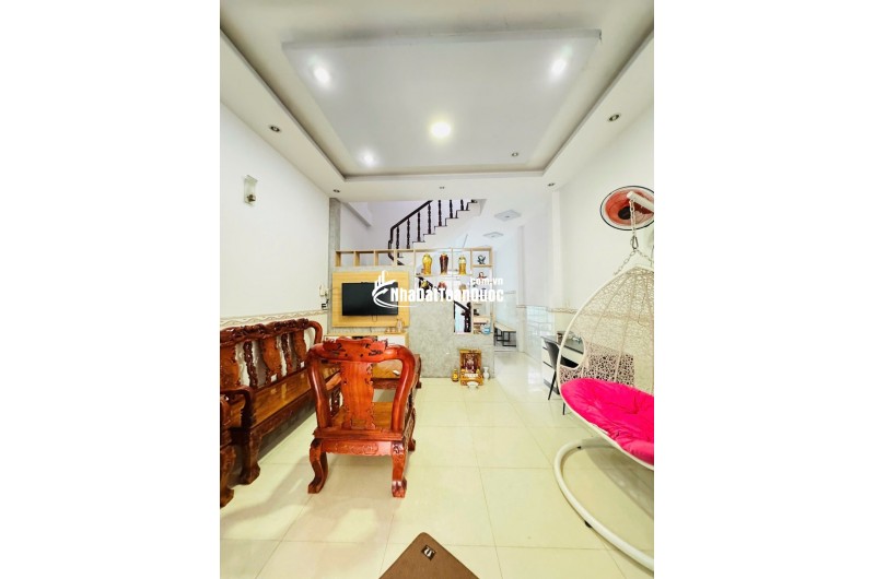 LÊ VĂN VIỆT – NHÀ 3 TẦNG HXH THÔNG CẦN BÁN GẤP 6 TỶ