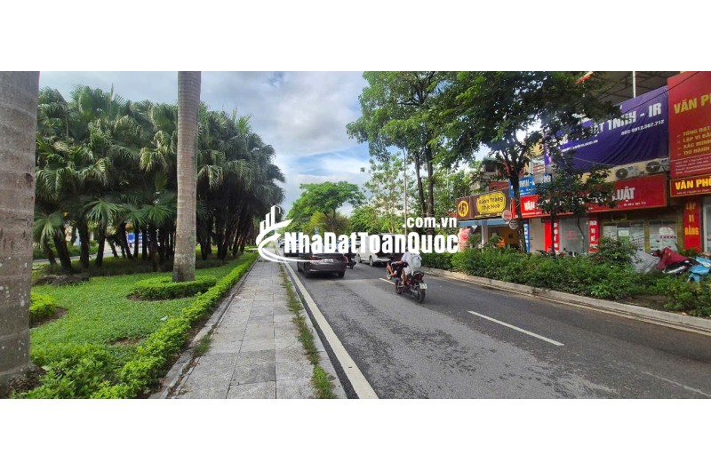 Chính chủ bán nhà mặt phố Nguyễn Cơ Thạch 45mv SĐCC LH:0969148973.