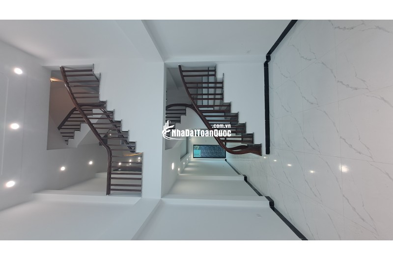 Bán nhà Vĩnh Trung, 43m² x 5 tầng, ô tô vào nhà, giá 5 tỷ