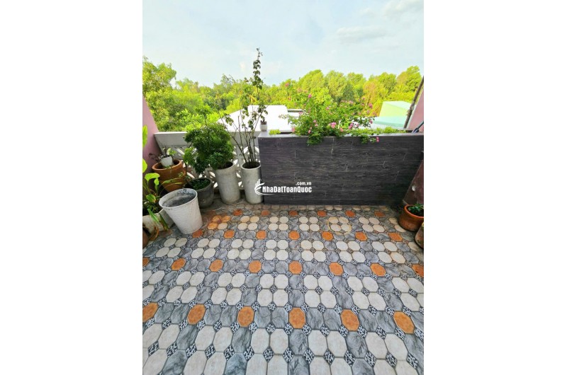 NHÀ PHỐ 53M2, 3 TẦNG, HOÀN CÔNG ĐỦ, ĐƯỜNG Ô TÔ, GẦN CHỢ LONG TRƯỜNG  5 TỶ