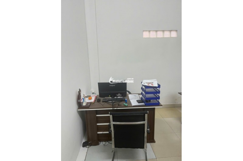 CHO THUÊ MẶT BẰNG KINH DOANH TẦNG 1 - DT120M2 - 15TR/TH Lh:0906960289 - 0878242424.