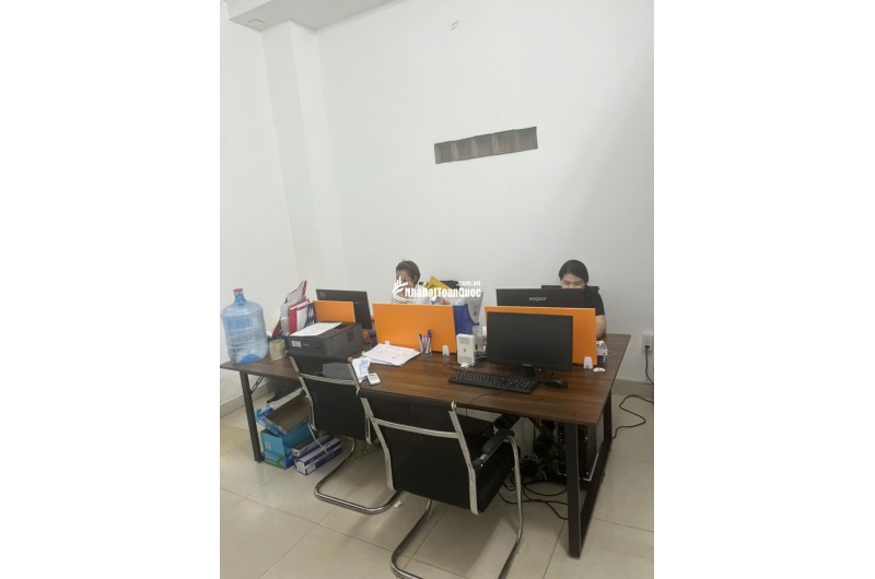 CHO THUÊ MẶT BẰNG KINH DOANH TẦNG 1 - DT120M2 - 15TR/TH Lh:0906960289 - 0878242424.