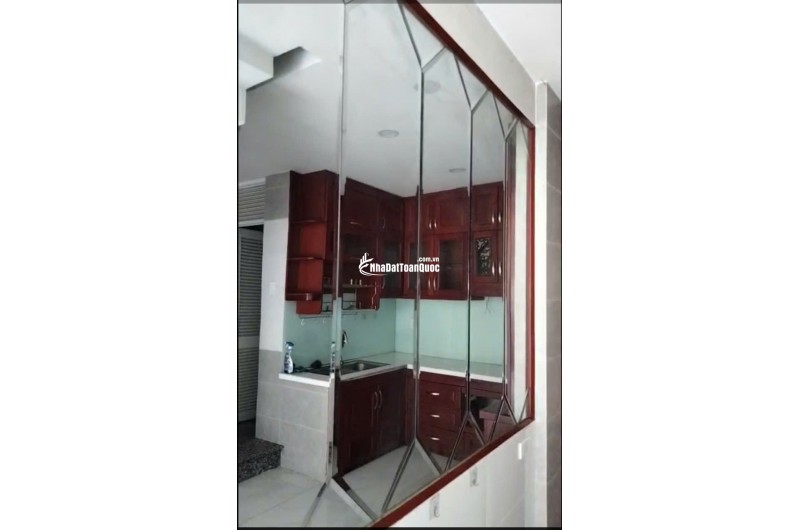 CHO THUÊ NHÀ NGUYÊN CĂN 1 LẦU MT ĐƯỜNG RAY XE LỬA PHÚ NHUẬN LH:0707569412
