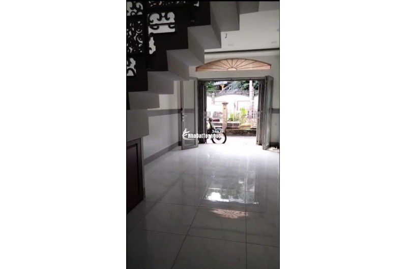 CHO THUÊ NHÀ NGUYÊN CĂN 1 LẦU MT ĐƯỜNG RAY XE LỬA PHÚ NHUẬN LH:0707569412