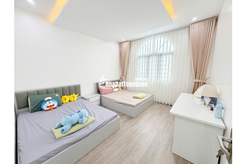 Nhà đẹp gần Vinhomes Imperia Hồng Bàng 4 tầng full nội thất, ô tô đõ cửa