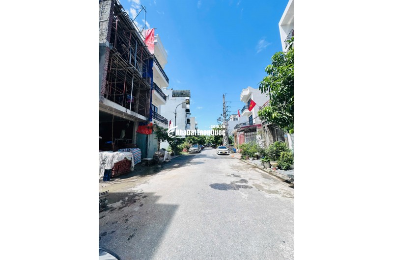 Hàng Hiếm- Đất Phân Lô Sau Quận Uỷ Hồng Bàng 76m2- chỉ 6,x tỷ