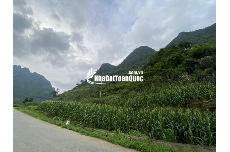 ĐẤT ĐẸP LÀM NHÀ HÀNG, KHÁCH SẠN, KHU DU LỊCH TẠI HÀ GIANG – 3800M2 - 2.8 TỶ. LH:0985836678.