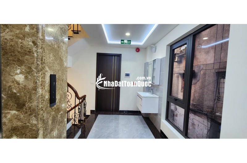 BÁN NHÀ 7 TẦNG, GÓC 3 MẶT ĐƯỜNG, SỐ 4 NGÕ 521 NGUYỄN TRÃI. LH:0393111533 HOẶC 0934306688.