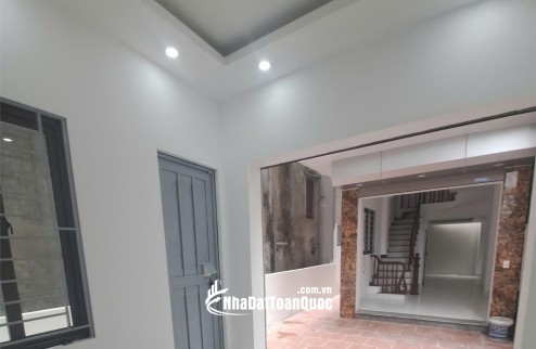 Bán nhà Ngọc Hồi - Hoàng Liệt, 57m² x 4,5 tầng, giá 7,4 tỷ.