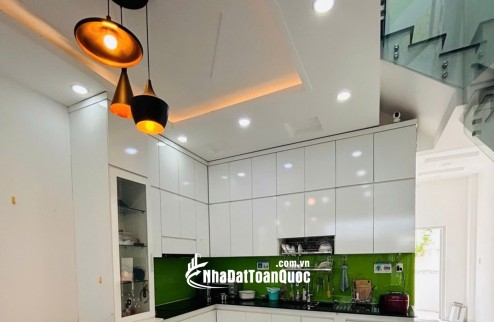 HÀNG HOT QUẬN 8 - 30 M RA ĐƯỜNG HƯNG PHÚ - 50 M2 - GIÁ CHỈ 4.6 TỶ