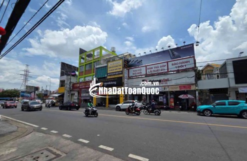BÁN NHÀ CẤP 4 HẺM XE TẢI HẬU GIANG, PHƯỜNG 11, QUẬN 6, 130M², MẶT TIỀN 10M, GIÁ 10.5 TỶ