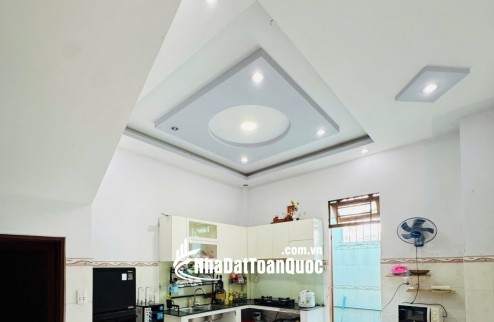 LÊ VĂN VIỆT – NHÀ 3 TẦNG HXH THÔNG CẦN BÁN GẤP 6 TỶ