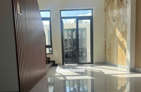 NHÀ ĐẸP LONG TRƯỜNG – 4 PHÒNG NGỦ – CHỈ 5,05 TỶ CÒN THƯƠNG LƯỢNG
