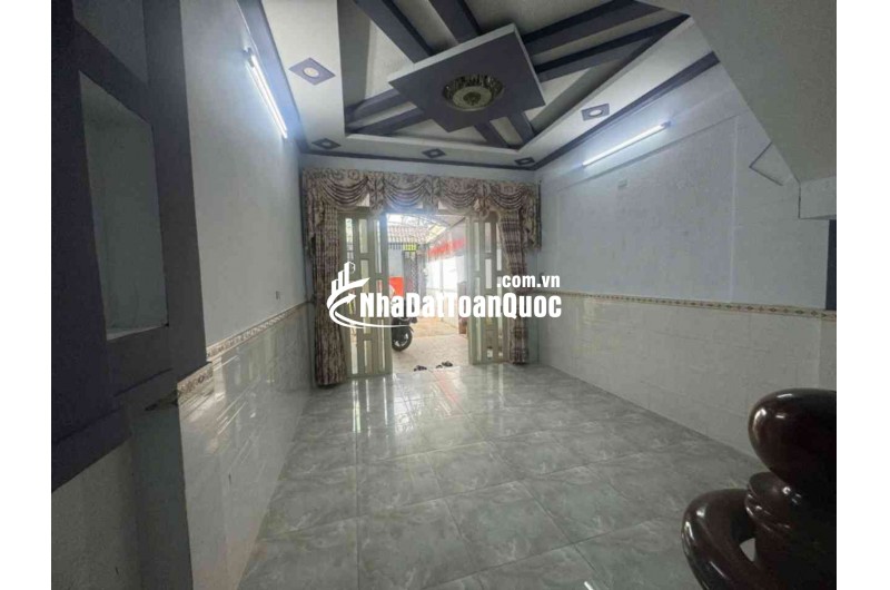 Bán nhà Măt Tiền q12 [ 4 x21 ] 4 tầng 6,9 tỷ