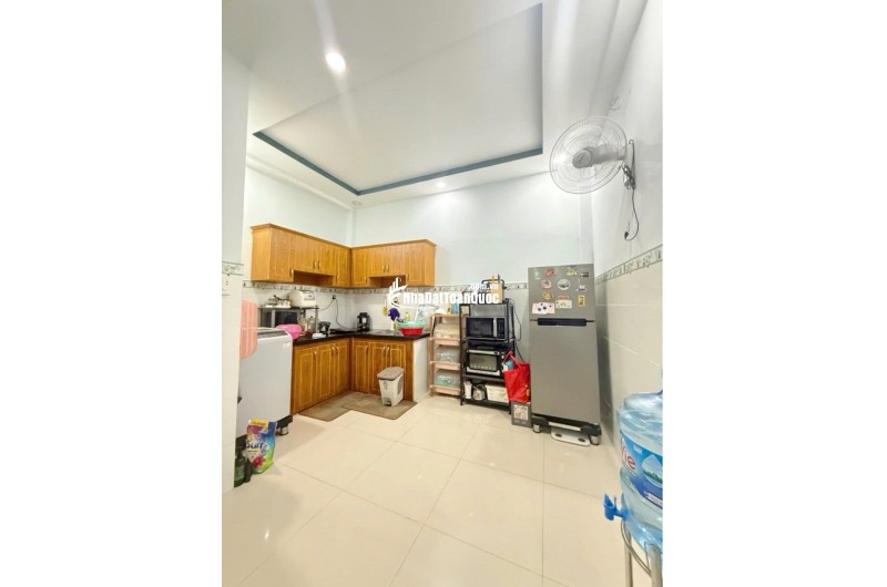 CHÍNH CHỦ CẦN BÁN  4.x TỶ - 4m x10m - SD 80m2 - Thống Nhất -Gò Vấp