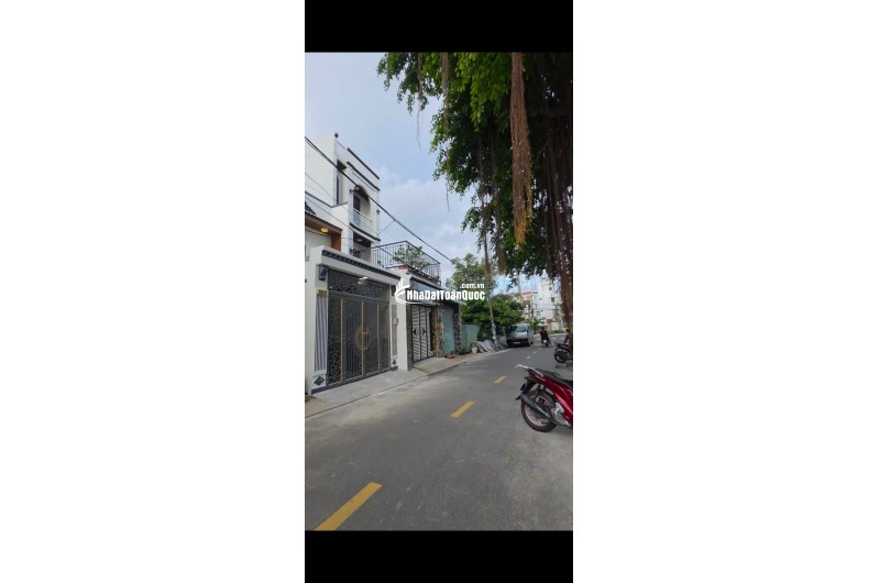 CHÍNH CHỦ CẦN BÁN NHÀ MẶT TIỀN 80M² TÂN XUÂN, SHR , 5.2 TỶ. LH:0909635789.