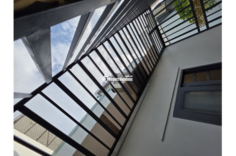 CHÍNH CHỦ CẦN BÁN NHÀ MẶT TIỀN 80M² TÂN XUÂN, SHR , 5.2 TỶ. LH:0909635789.
