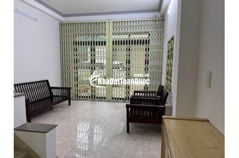 BÁN HOẶC CHO THUÊ NHÀ 2B/5 ĐƯỜNG SỐ 10, PHƯỜNG PHÚ LÂM TP.HCM. LH: 0938358990, 0908535558
