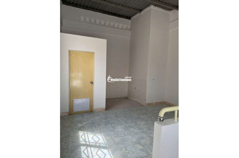 BÁN HOẶC CHO THUÊ NHÀ 2B/5 ĐƯỜNG SỐ 10, PHƯỜNG PHÚ LÂM TP.HCM. LH: 0938358990, 0908535558